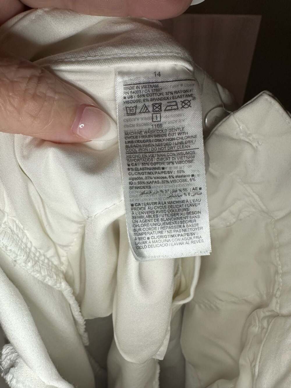 Old Navy High-Rise Pixie Secret-Smooth Pocket White Skinny Ankle Pants Size 14 - Picture 6 of 6